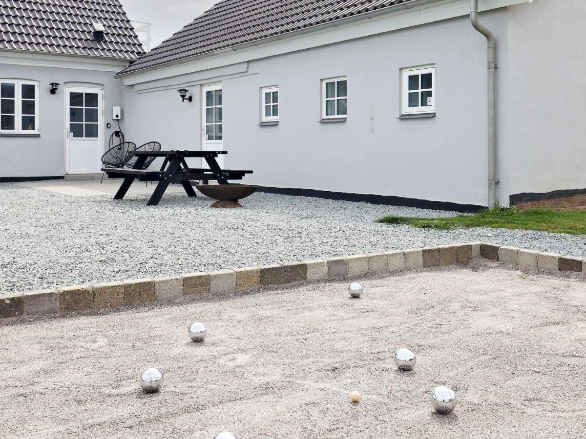 14 Person Holiday Home In L Kken Леккен Екстер'єр фото